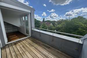 Dachterrassenwohnung mit sonnigem Ausblick ins Grüne