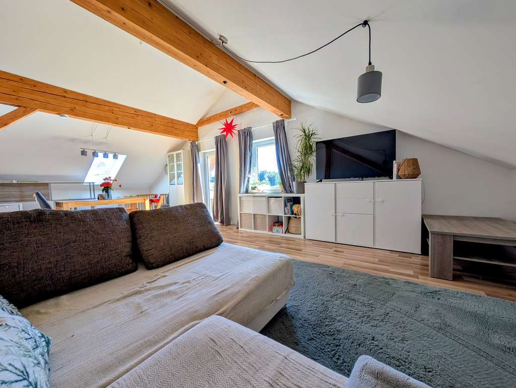 Immobilie in Oy-Mittelberg - Charmante 4-Zimmer Dachgeschosswohnung mit Balkon in Oy-Mittelberg - Bild 4