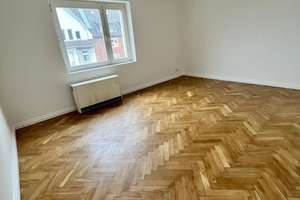 Top LAGE - Helle schicke  2-Zimmer-Wohnung mit Balkon im 3. OG in Düsseldorf-Oberkassel – Düsseldorfer Strasse 154, 40545 Oberkassel, Düsseldorf – Vorschaubild 6