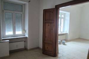 Frisch renovierte 3 ZKB Altbauwohnung im Herzen der Altstadt – Florinsmarkt 7a, 56068 Altstadt, Koblenz – Vorschaubild 2