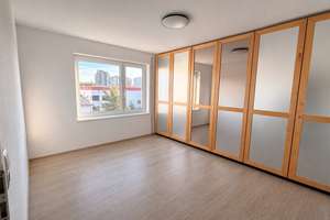 2 Split-Klimaanlagen inklusiv 3Zi-3.OG-Dachterasse-Maisonette-Penthouse-Wohnung – 60528 Niederrad, Frankfurt am Main – Vorschaubild 9