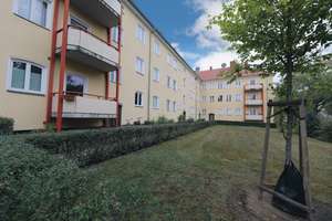 MODERNISIERTE WOHNUNG - SOLIDES BAUJAHR MIT BEGRÜNTEN AUSSENANLAGEN - ZUR ZEIT VERMIETET – Laehr´scher Jagdweg 54 ff, 14167 Zehlendorf, Berlin – Vorschaubild 9
