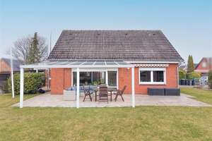 Ihr Rückzugsort an der Ostsee – Ferienhaus mit strandnahem Grundstück  – Die vollständige Adresse der Immobilie erhältst du vom Anbieter., 23743 Grömitz – Vorschaubild 1