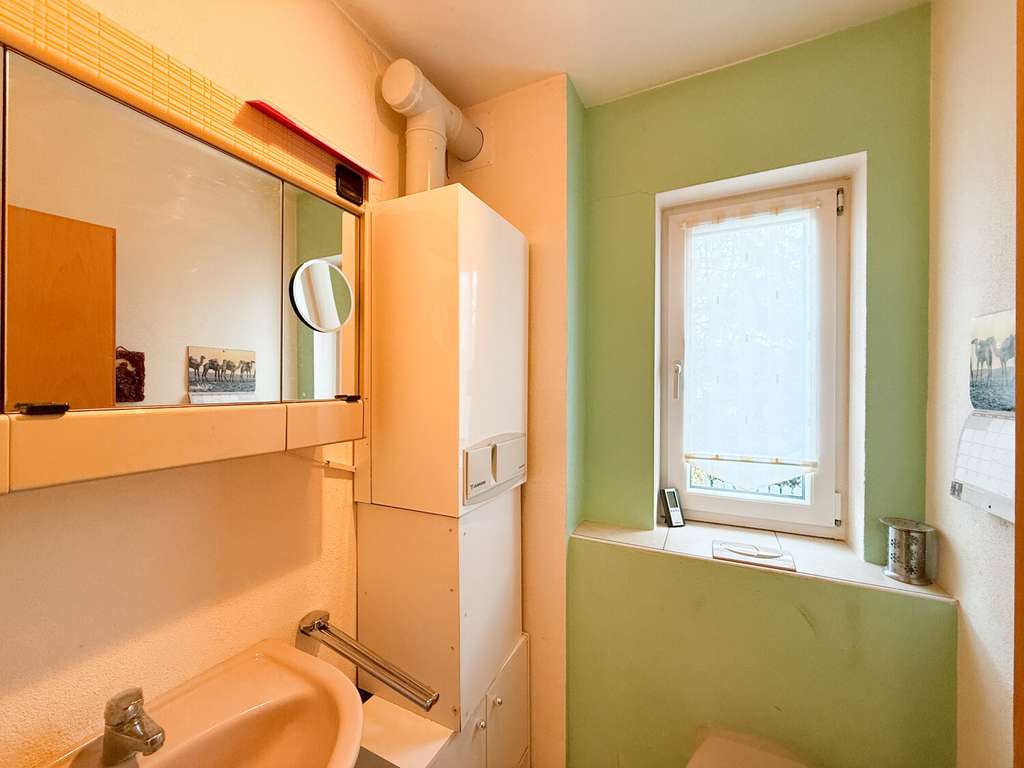 Immobilie in Wemding - Bezugsfertiges Einfamilienhaus mit Garage, Garten und Balkon - Bild 4