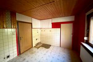 Sanierungsbedürftiges Fachwerkhaus mit Stellplatz und reichlich Gestaltungspotenzial – ideal für den – Die vollständige Adresse der Immobilie erhältst du vom Anbieter., 57577 Hamm (Sieg) – Vorschaubild 12