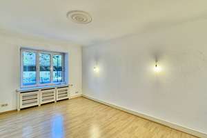 Rheinpark Golzheim: 2-Zimmer-Wohnung mit Balkon und grosser Küche im 1. Obergeschoss, WE 152 – 40474 Golzheim, Düsseldorf – Vorschaubild 2