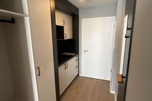 mio Compact Apartment: Vollmöbliertes 1-Zimmer-Apartment mit Designerküche, WLAN – Himmelgeister Straße 66a, 40225 Bilk, Düsseldorf – Vorschaubild 4