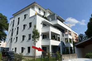 Anspruchsvolle 2-Zimmer-Erdgeschosswohnung mit Westterrasse und Einbauküche
