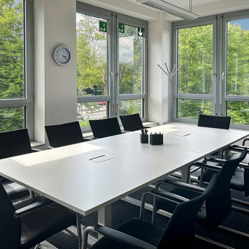 Großraumbüros für 10 Personen in HQ Ruhrallee