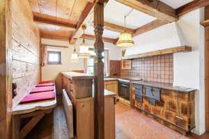 Alpenflair inklusive – Einseitig angebautes EFH mit 6 Zimmern, Sauna & Garten, sofort bezugsfrei – Miesbach (Kreis) – Vorschaubild 3