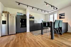 EXKLUSIVES PENTHOUSE IN DER WASSERSTADT: SMART-HOME, 2 LOGGIEN, DESIGN-TAGESLICHTBAD & LUXURIÖSE AUS – Hannover – Vorschaubild 16
