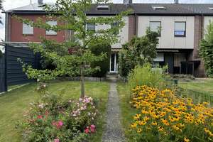 Provisionsfrei: 5-Zimmer-Reihenhaus in ruhiger Lage in Dortmund-Westerfilde