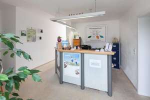 Modernes Ärztehaus mit Wohneinheit, Dachterrasse & vielen Stellplätzen – Die vollständige Adresse der Immobilie erhältst du vom Anbieter., 50374 Erftstadt – Vorschaubild 4