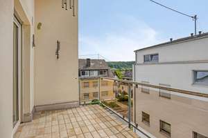 Großzügige Dachgeschosswohnung in Koblenz-Güls mit Balkon und Garage in beliebter Wohnlage – Die vollständige Adresse der Immobilie erhältst du vom Anbieter., 56072 Güls, Koblenz – Vorschaubild 11