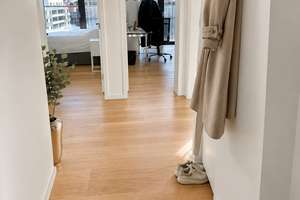 Sonnige, moderne 3 Zimmer Wohnung im Grand Tower und traumhaftem Stadtblick – 60327 Gallus, Frankfurt am Main – Vorschaubild 2