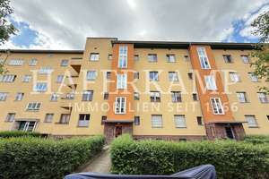 Renovierungsbedürftige 2-Zimmer-Wohnung im Kissingenviertel -  DENKMALGESCHÜTZTE WOHNANLAGE