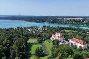 VERMIETUNG: Erstbezug - Idyllisch wohnen: Doppelhaushälfte in Hechendorf am Pilsensee! – Die vollständige Adresse der Immobilie erhältst du vom Anbieter., 82229 Seefeld – Vorschaubild 1
