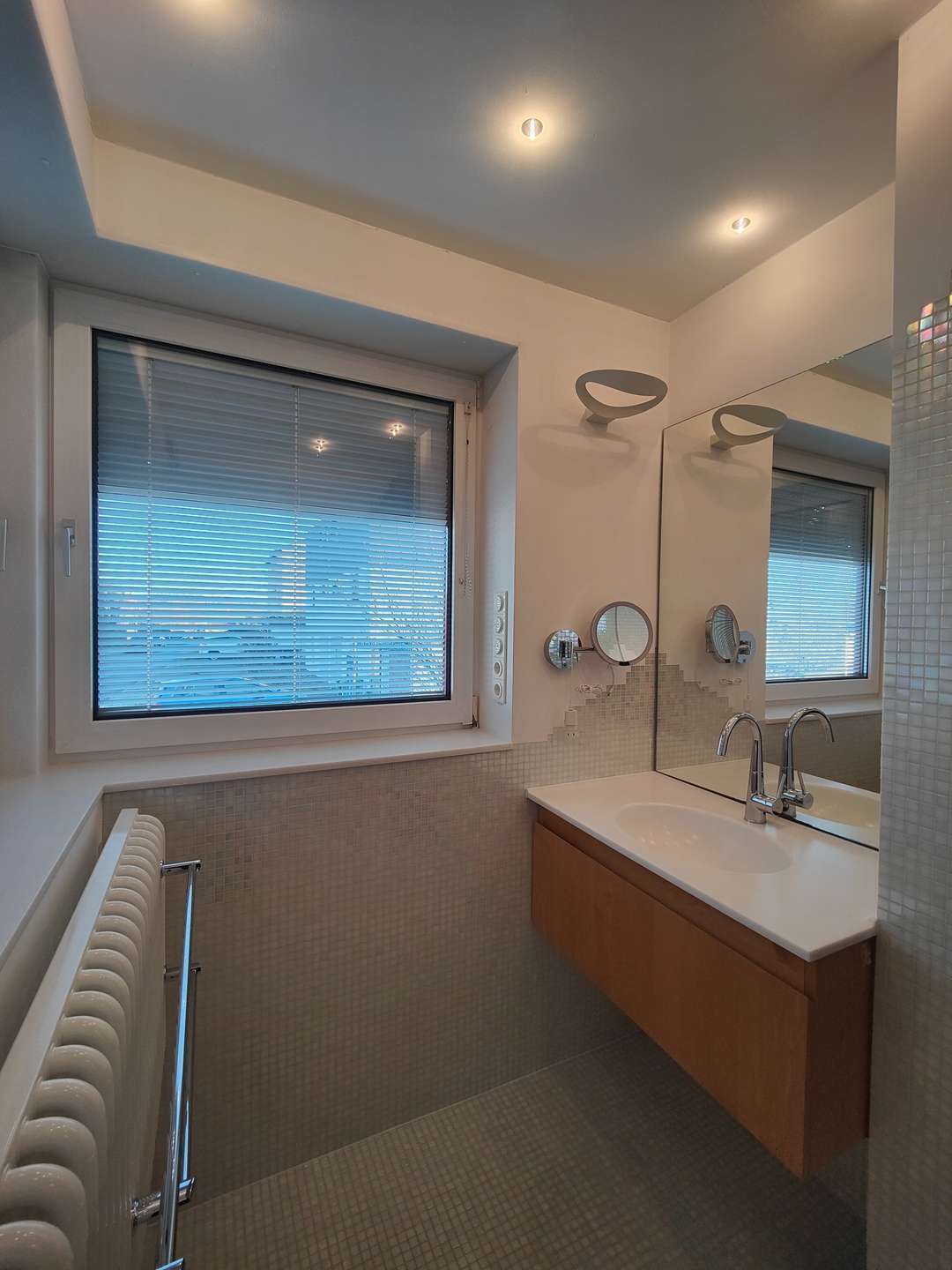 Immobilie in Ahorn - Wohnhaus für Ihre Familie mit separat zugänglichem Einliegerbereich - inkl. Doppelgarage - Bild 7