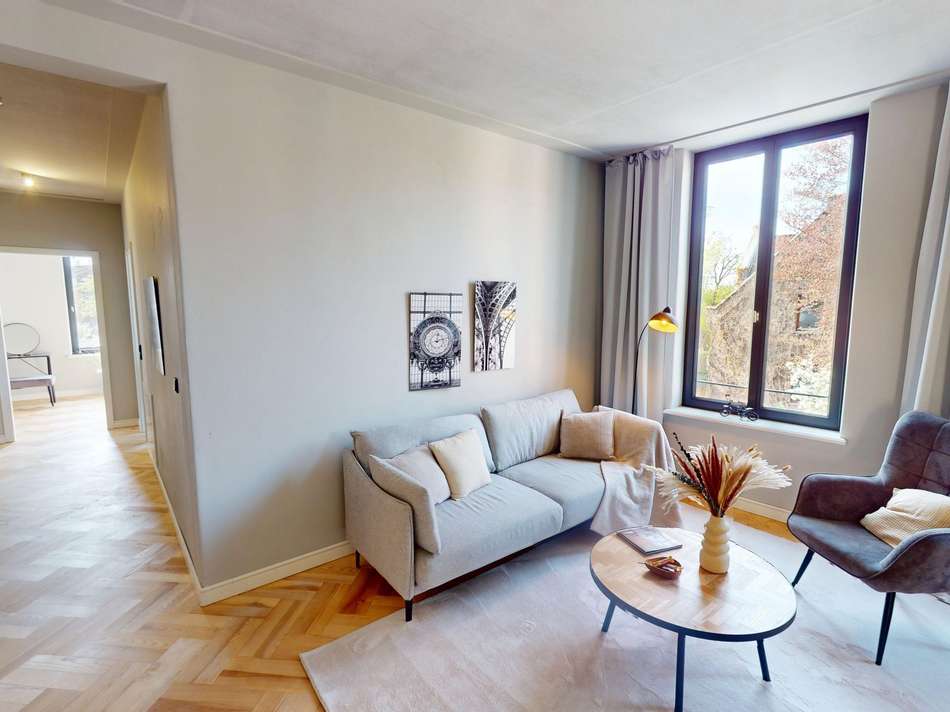 GEMÜTLICHES WOHNZIMMER.jpg