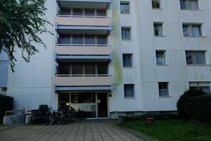 Wohnen mit Charakter: 1,5-Zimmer-Wohnung in Perlach – Alfred-Neumann-Anger 13, 81737 Neuperlach, München – Vorschaubild 4