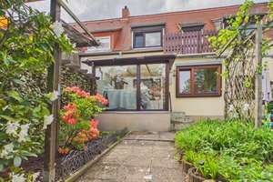 Modernes Reihenmittelhaus in der Gartenstadt Dresden-Hellerau