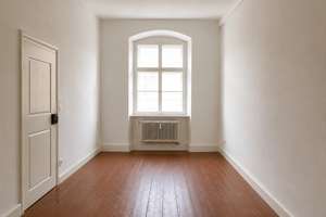 Große Altbauwohnung in der Altstadt – Schirmgasse 264, 84028 Altstadt, Landshut – Vorschaubild 3