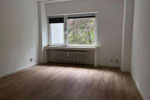 Gepflegte 3-Zimmer-Wohnung mit grünem Umfeld in Köln-Weiden