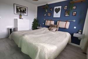 Wohnen über den Dächern der Bremer Neustadt - modernisierte 4-Zimmer-Wohnung mit Sonnenuntergängen! – 28201 Gartenstadt Süd, Bremen – Vorschaubild 2
