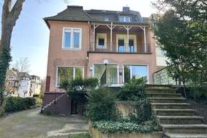 Thielenbruch: Einseitig angebaute großzügige Villa mit parkähnlichem Garten – Die vollständige Adresse der Immobilie erhältst du vom Anbieter., 51069 Holweide, Köln – Vorschaubild 3