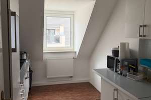 Charmante 2-Zimmer-Altbauwohnung in bester Lage von Nürnberg – ruhig, zentral und toller Hinterhof – Krellerstraße 7, 90489 Wöhrd, Nürnberg – Vorschaubild 13