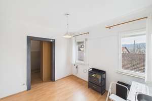 Charmantes Mehrfamilienhaus mit Potenzial und flexiblen Nutzungsmöglichkeiten! – Die vollständige Adresse der Immobilie erhältst du vom Anbieter., 70327 Untertürkheim (Ortsteil), Stuttgart – Vorschaubild 24