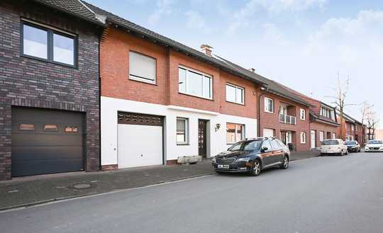 RESERVIERT! Gepflegtes Reihenmittelhaus mit Einliegerwohnung in der Nähe eines Landschaftsschutzgebi