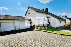 Teilsaniertes Traumhaus in begehrter Lage auf großem Grundstück mit  Panoramablick – Kassel – Vorschaubild 1