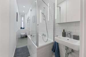 Modern, freshly renovated 2 room apartment with the best accessibility in Prenzlauer Berg – Die vollständige Adresse der Immobilie erhältst du vom Anbieter., 10439 Gesundbrunnen, Berlin – Vorschaubild 10
