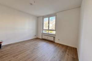 Modernisiertes Wohlfühlzuhause mit Balkon und Aufzug- Eigennutzung oder  Kapitalanlage – Die vollständige Adresse der Immobilie erhältst du vom Anbieter., 81927 Oberföhring, München – Vorschaubild 11