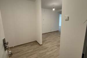 Platz zum wohlfühlen und ein Balkon mit Ausblick – Sarajevo-Ufer 25, 39106 Alte Neustadt, Magdeburg – Vorschaubild 8