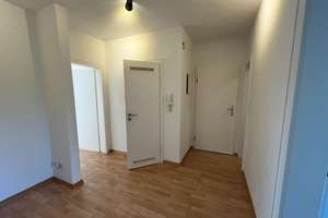 Schöne 3 ZKB Balkonwohnung mit Einbauküche und zwei Bädern in Hannover Misburg-Anderten! – Hinter der Alten Burg 18, 30629 Misburg-Nord, Hannover – Vorschaubild 2