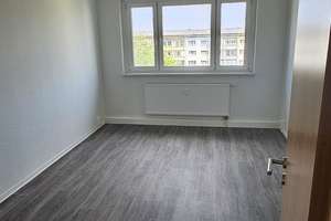 Direkt einziehen! bezugsfertige 4-R.-WE m. Balkon in Zittau! – Südstraße 43 e, 2763 Zittau – Vorschaubild 8