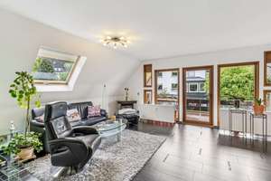 Modernisierte 4 ZKB mit EBK, Balkon & Garage in zentraler Lage am Rosterberg – Die vollständige Adresse der Immobilie erhältst du vom Anbieter., 57074 Siegen, Siegen – Vorschaubild 4