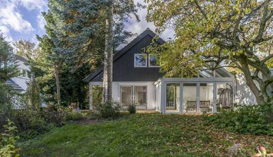 Bild von *** Sanierungsbedürftiges Fertighaus in guter Wohnlage von Bad Homburg mit viel Potenzial ***