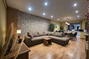 Property thumbnail 9