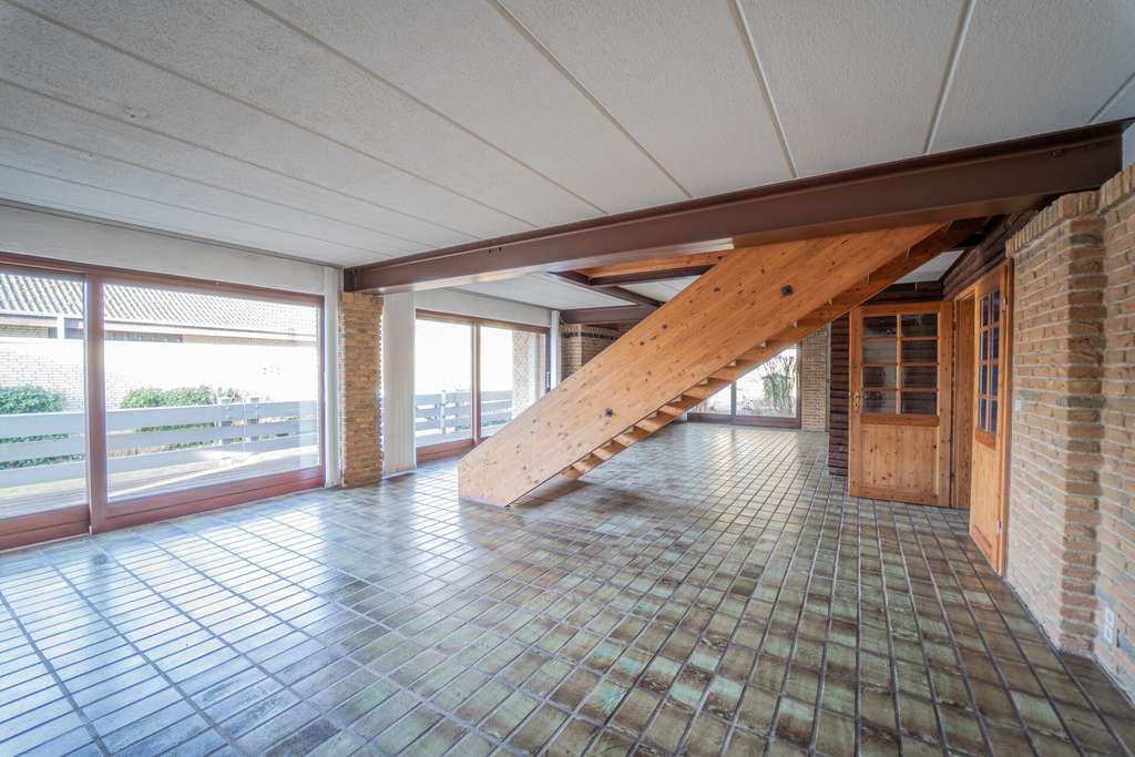 Immobilie in Ratekau - Großzügiges Architektenhaus direkt am Waldrand in ruhiger Lage! - Bild 1