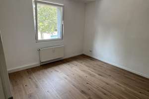 Sanierte und helle 2-Zimmerwohnung m. gr. Wohnküche + Duschbad – Die vollständige Adresse der Immobilie erhältst du vom Anbieter., 46240 Boy, Bottrop – Vorschaubild 3