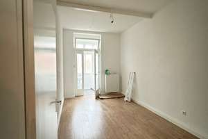 Geräumige 3-ZKB Wohnung in zentraler Lage – Karlstraße 100, 76137 Südweststadt, Karlsruhe – Vorschaubild 3