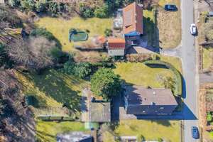 Großzügiges Einfamilienhaus mit zusätzlichem Baugrundstück in Bielefeld-Dalbke – Die vollständige Adresse der Immobilie erhältst du vom Anbieter., 33689 Sennestadt, Bielefeld – Vorschaubild 2