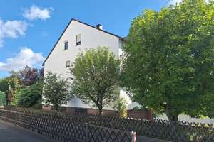 Warum ein Haus???   Zuhause mit 4-5 großen Zimmern, viel Platz eigener Garten in Niederdorfelden 