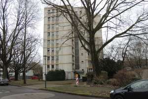 KREFELD-GARTENSTADT, 3-ZIMMER-ERDGESCHOSSWOHNUNG MIT BALKON IN RUHIGER LAGE KREFELD-GARTENSTADT