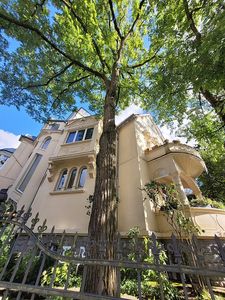 Komponistenviertel - historische Villen - Beletage mit Türmchen