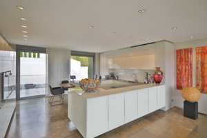 Exklusive Traumvilla in Bestlage – Luxus, Design und Wohnqualität auf höchstem Niveau – Stuttgart – Vorschaubild 4