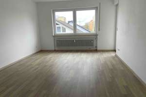 3-Zi-OG-Whg mit Garage, Fichtestr. 22, in Ingolstadt, sofort Bezug möglich! – Fichtestr. 22, 85055 Nordost, Ingolstadt – Vorschaubild 2